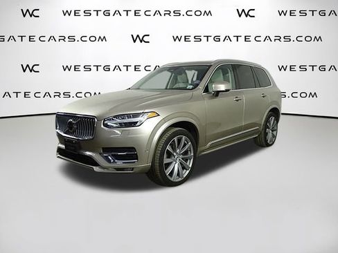 Used 2023 Volvo XC90 B6 Plus image 1