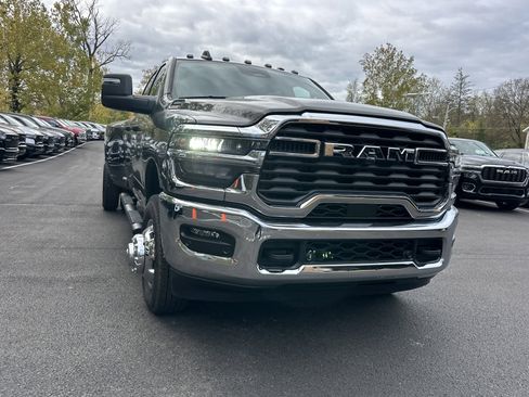 New 2026 RAM 3500 Tradesman image 18