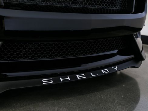 Used 2016 Ford Mustang Shelby GT350 w/ Technology Package RWD image 27