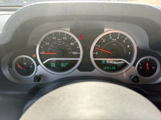 Used 2010 Jeep Wrangler Unlimited Sahara w/ Mopar Chrome Edition Group AWD/4WD image 13