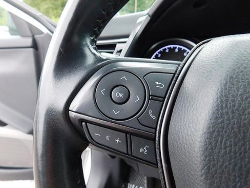 Used 2023 Toyota Camry SE image 17