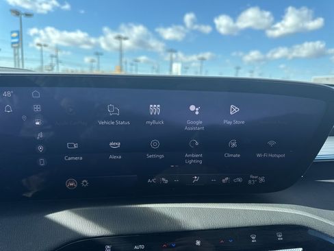 Used 2025 Buick Enclave Preferred image 29