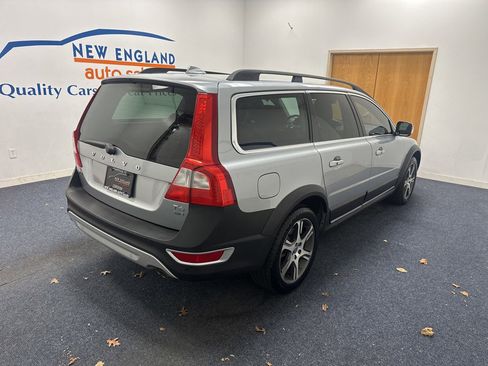 Used 2013 Volvo XC70 T6 image 4