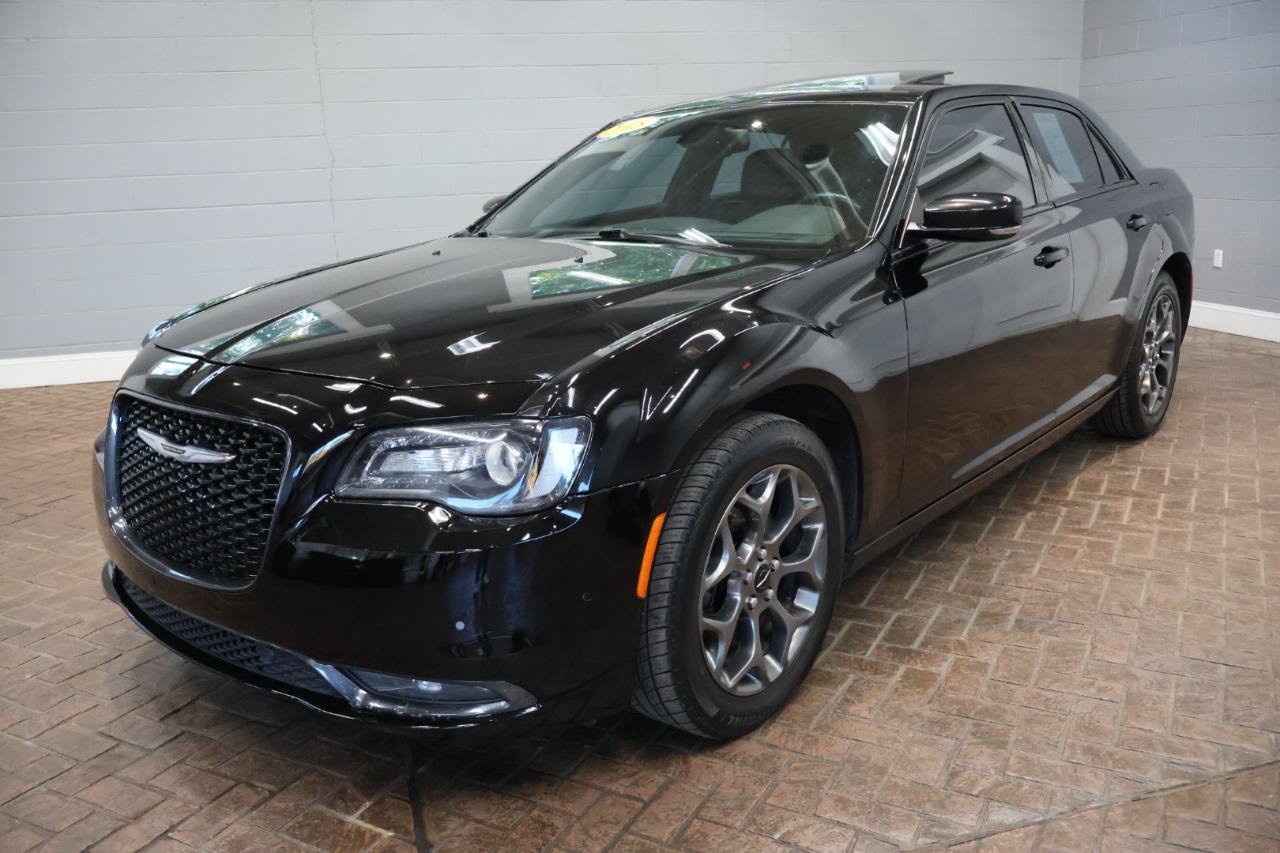 Used 2015 Chrysler 300 S w/ 300S Premium Group AWD/4WD image 3