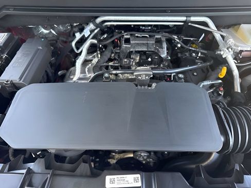 Used 2026 Chevrolet Colorado Trail Boss AWD/4WD image 10
