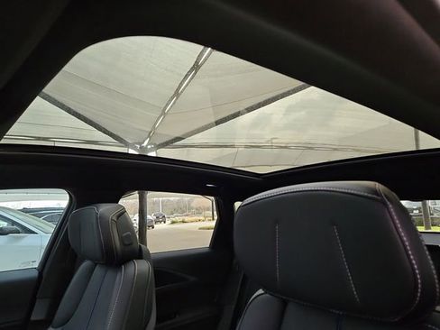 New 2026 Cadillac Lyriq Luxury image 8