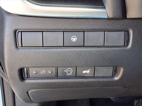 Certified 2023 Nissan Rogue SV w/ SV Premium B Package FWD image 14