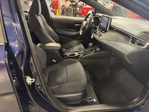 Used 2020 Toyota Corolla SE w/ Carpet Mat Package (TMS) FWD image 19