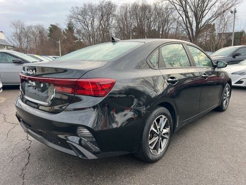 Certified 2023 Kia Forte LXS image 5
