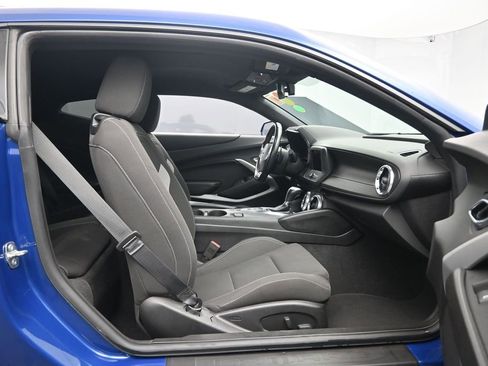 Used 2020 Chevrolet Camaro LT RWD image 25