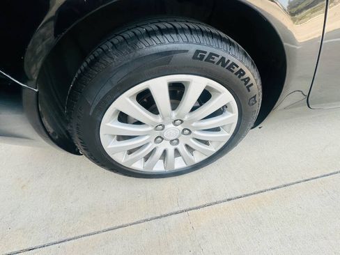 Used 2012 Buick Regal Premium FWD image 28