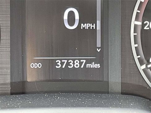 Used 2022 Lexus GX 460 Premium image 24