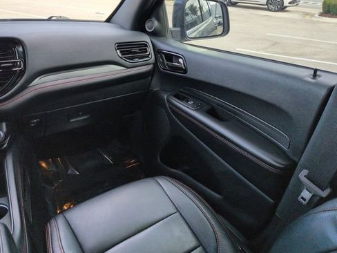 Used 2023 Dodge Durango GT AWD/4WD image 17