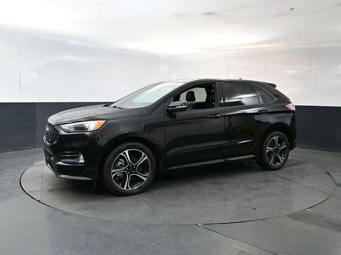 Used 2023 Ford Edge ST AWD/4WD image 2