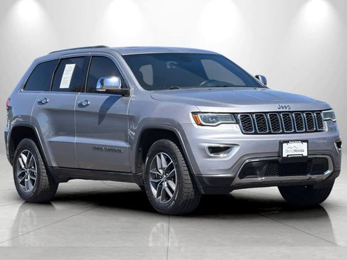 Used 2018 Jeep Grand Cherokee Limited w/ Luxury Group II AWD/4WD image 9