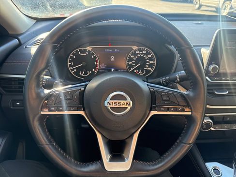 Used 2020 Nissan Altima 2.5 SR image 17