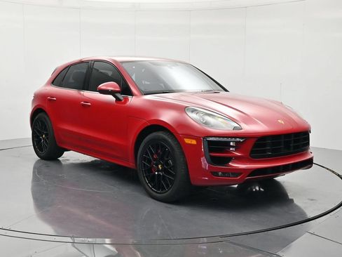 Used 2017 Porsche Macan GTS AWD/4WD image 3