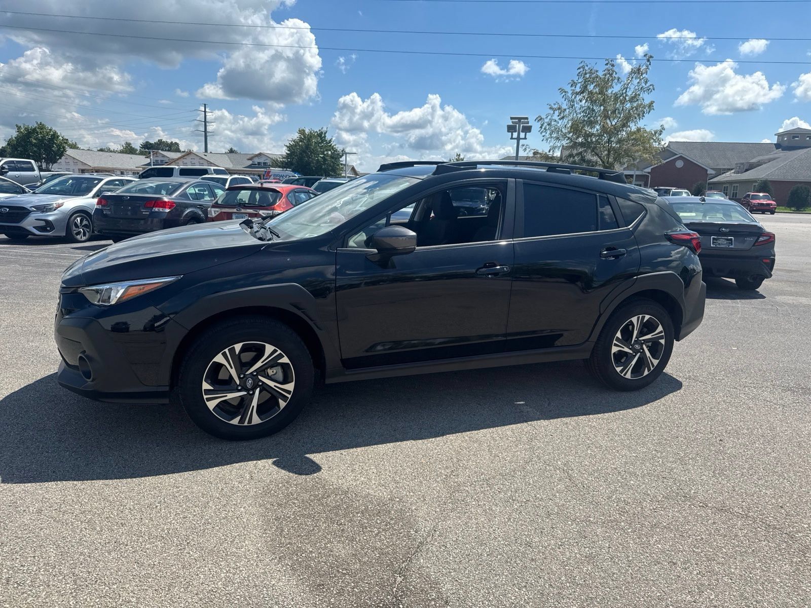 Certified 2025 Subaru Crosstrek 2.5i Premium AWD/4WD image 1