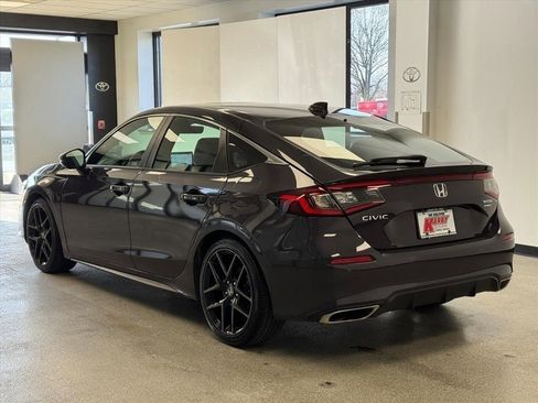 Used 2023 Honda Civic Sport Touring image 8