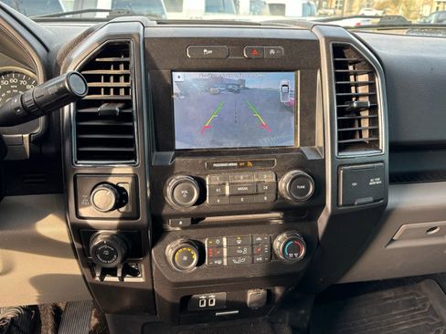 Used 2018 Ford F150 XLT w/ Equipment Group 302A Luxury image 18