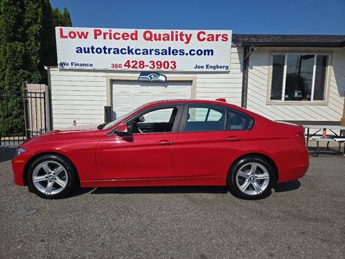 Used 2014 BMW 320i xDrive Sedan AWD/4WD image 2