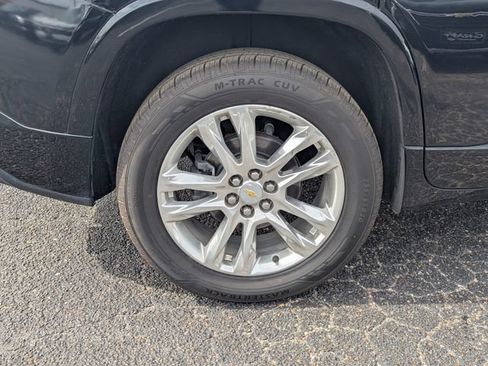 Certified 2021 Chevrolet Traverse High Country FWD image 3
