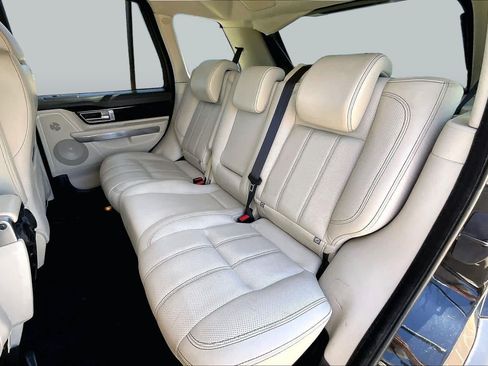 Used 2011 Land Rover Range Rover Sport HSE LUX AWD/4WD image 16