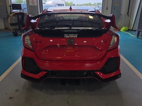 Used 2019 Honda Civic Type R image 3