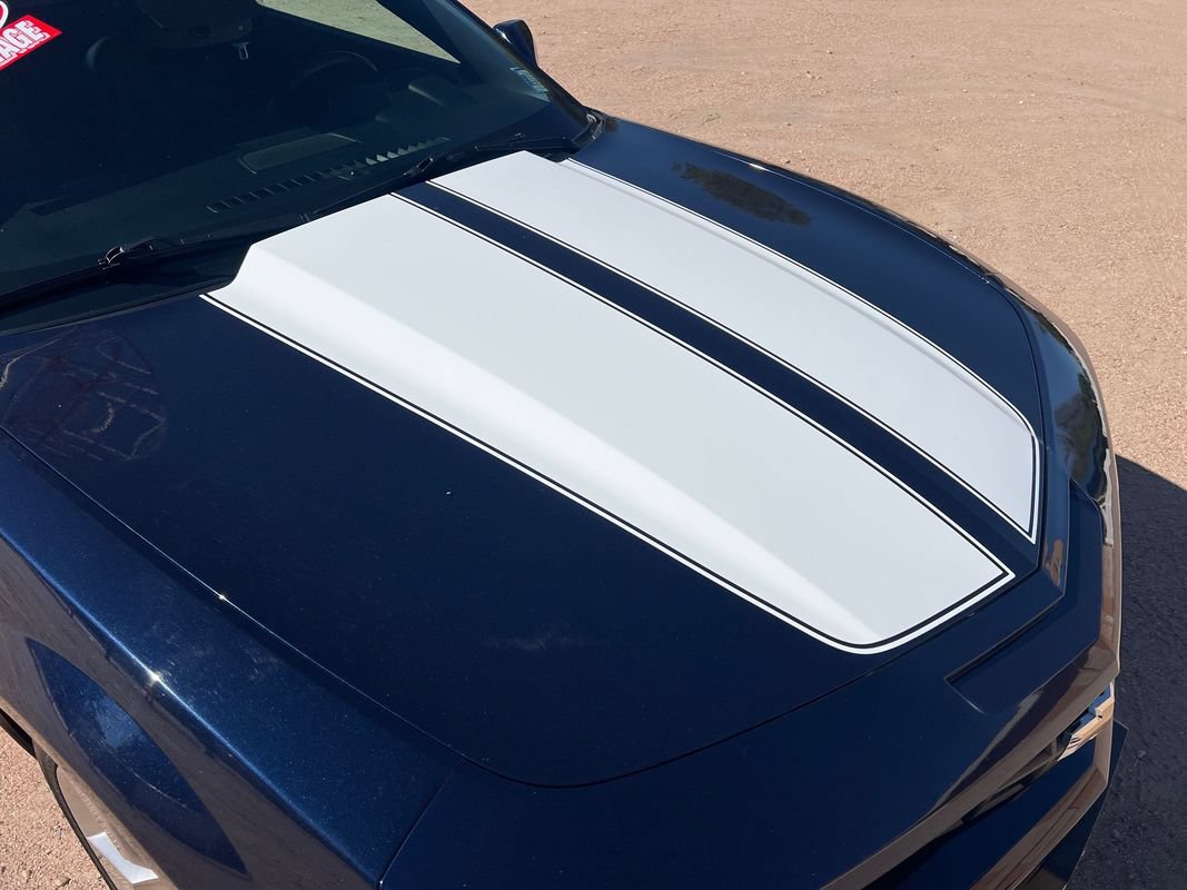 Used 2010 Chevrolet Camaro SS w/ RS Package RWD image 9