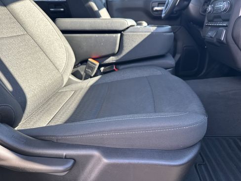 Certified 2025 Chevrolet Silverado 1500 Custom image 14