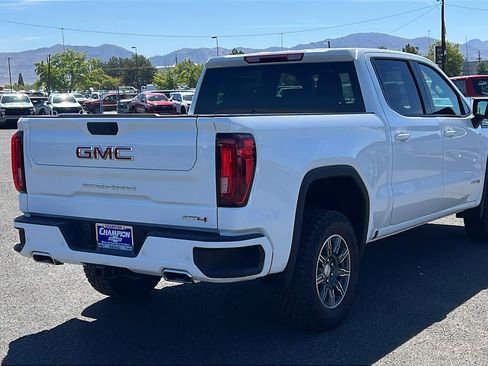 Certified 2025 GMC Sierra 1500 AT4 AWD/4WD image 5