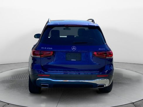 Used 2022 Mercedes-Benz GLB 250 4MATIC image 6