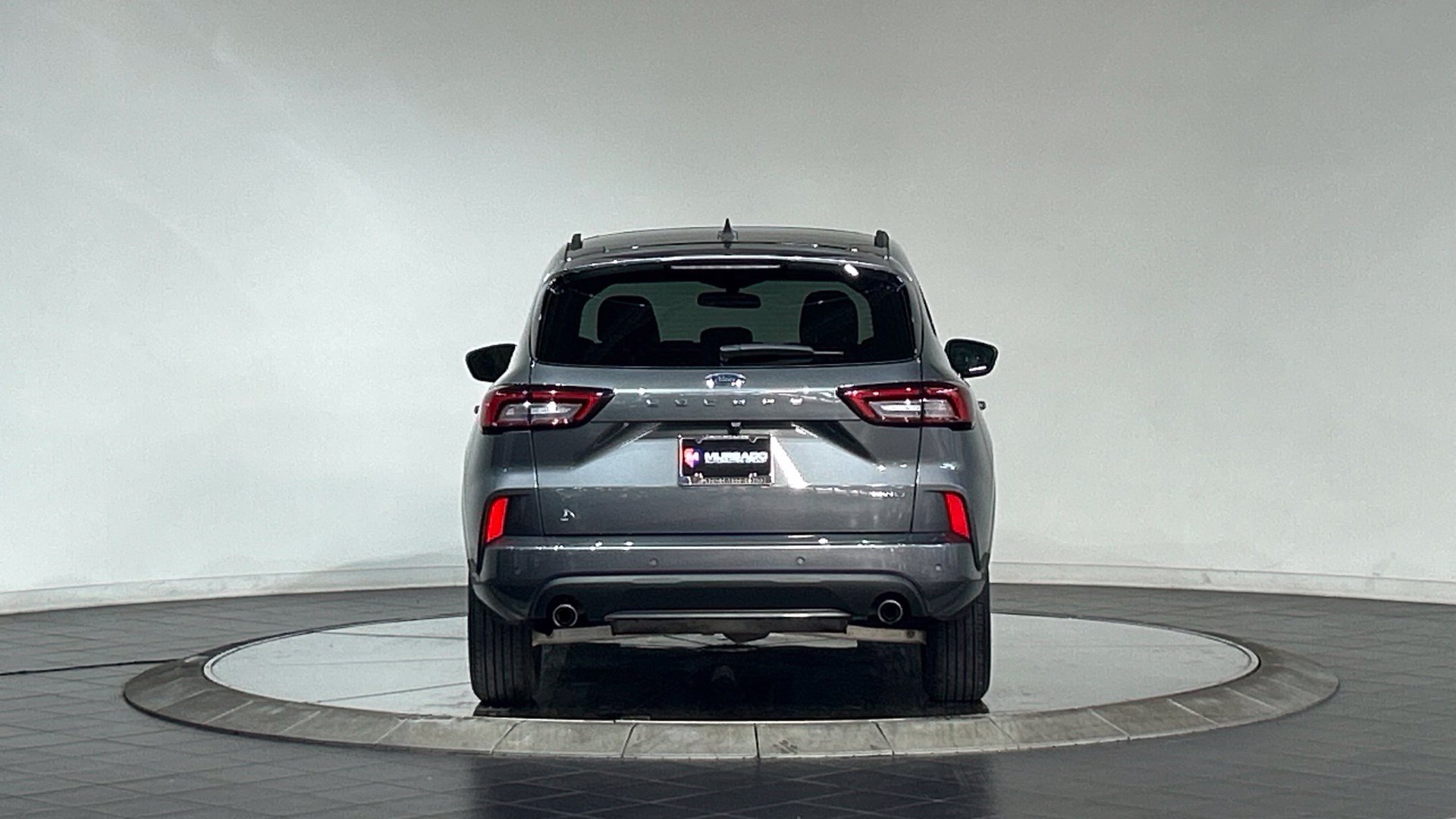 Used 2023 Ford Escape ST-Line w/ Tech Pack #1 AWD/4WD image 8