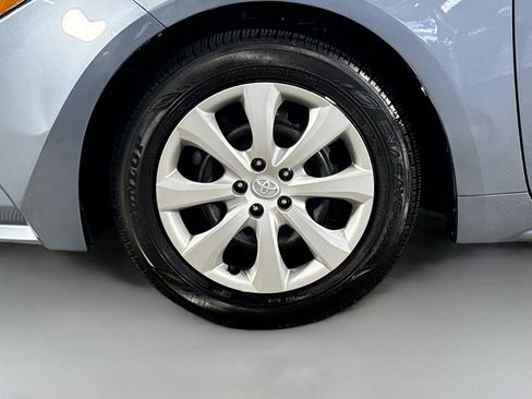 Used 2023 Toyota Corolla LE FWD image 38