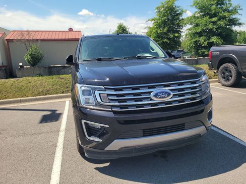 Used 2020 Ford Expedition Limited w/ Equipment Group 301A RWD image 2