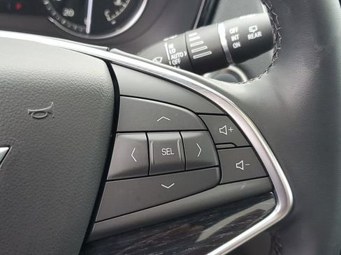 Certified 2025 Cadillac XT5 Premium Luxury AWD/4WD image 19