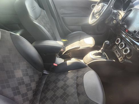 Used 2019 FIAT 500L Pop FWD image 10