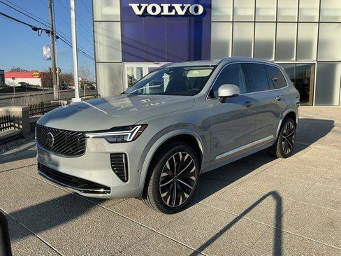 New 2026 Volvo XC90 B6 Plus w/ Protection Package Premier AWD/4WD image 2