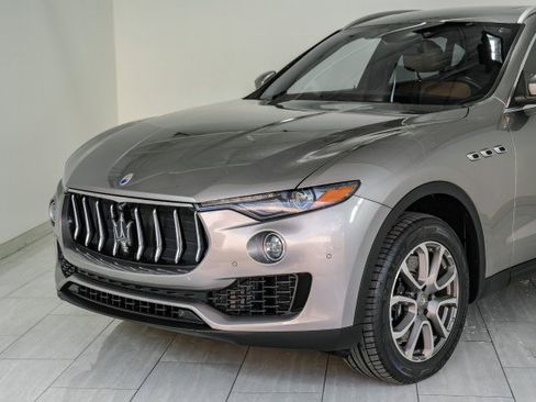 Used 2017 Maserati Levante S image 55