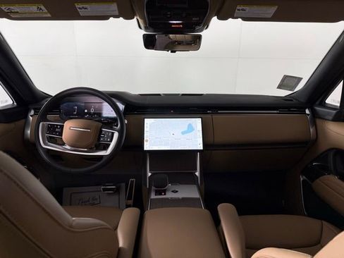 New 2026 Land Rover Range Rover SE image 27