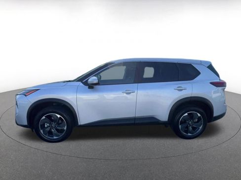 Used 2025 Nissan Rogue SV FWD image 9
