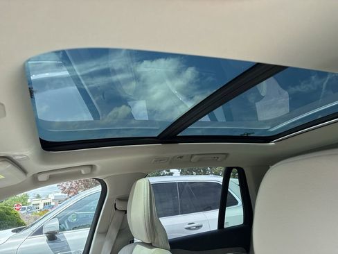 Used 2023 Volvo XC90 B6 Plus w/ Protection Package AWD/4WD image 8