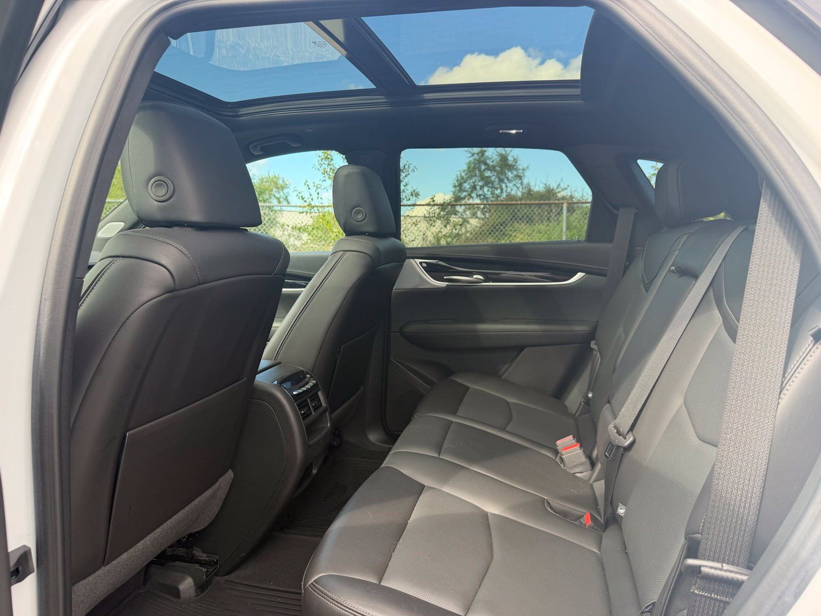 Used 2024 Cadillac XT5 Premium Luxury AWD/4WD image 15