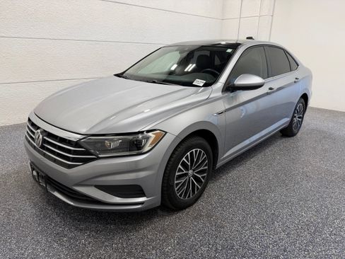 Used 2019 Volkswagen Jetta SEL FWD image 1