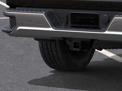 New 2026 GMC Sierra 2500 SLT w/ SLT Convenience Package image 17