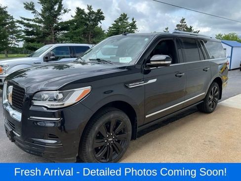 Used 2023 Lincoln Navigator L Reserve w/ Equipment Group 201A AWD/4WD image 10