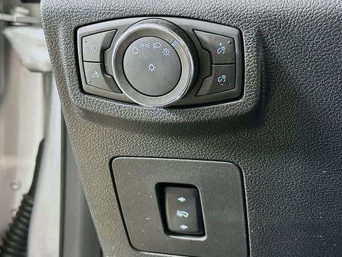 Used 2016 Ford F150 Lariat image 26