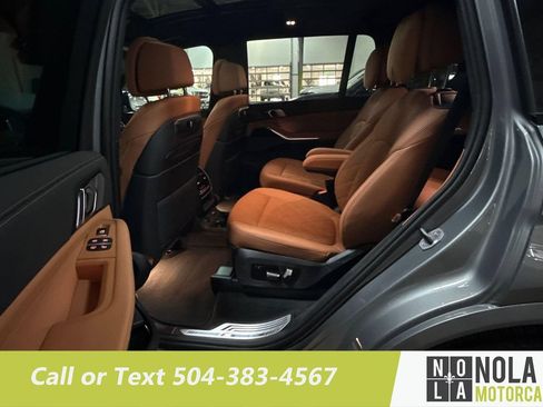Used 2026 BMW X7 xDrive40i AWD/4WD image 25