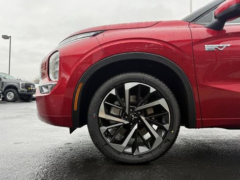 Used 2025 Mitsubishi Outlander SEL image 33