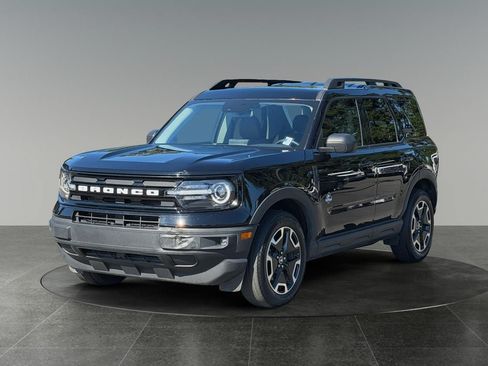 Used 2024 Ford Bronco Sport Outer Banks AWD/4WD image 3